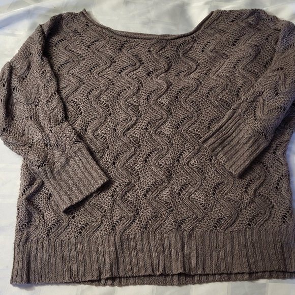 LAUREN CONRAD LC WOMEN'S LONG SLEEVE SWEATER SIZE MEDIUM WINTER FASHION WEAR - Picture 9 of 16